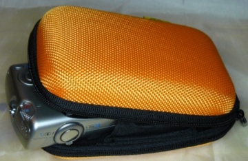 Panasonic Lumix DMC-FT5 Zubehör Set mit stylischer Hardcase Hartschalentasche in orange inklusive equipster Displayschutzfolie - 5